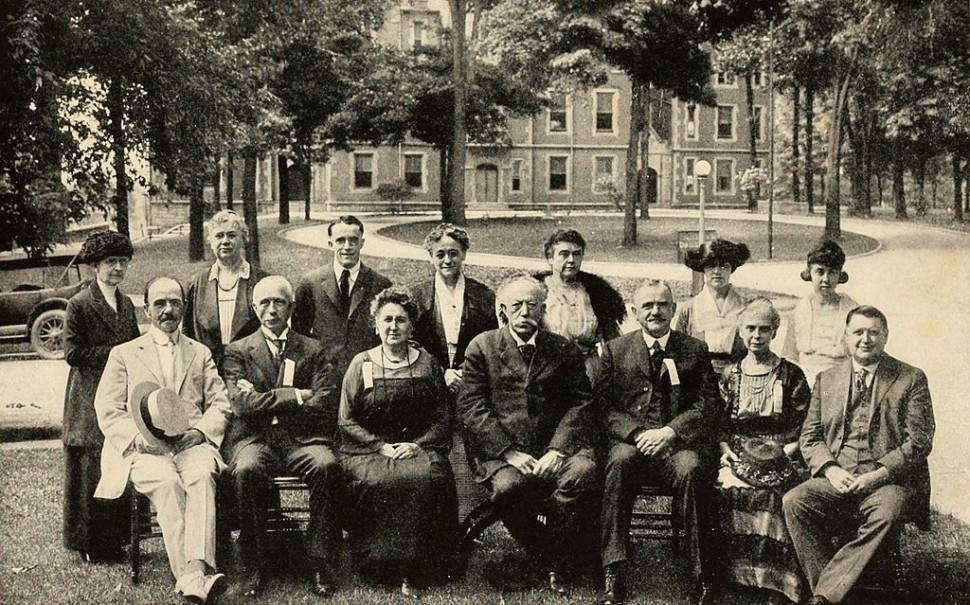 Reunion_of_Class_of_1883,_Indiana_University,_June,_1920